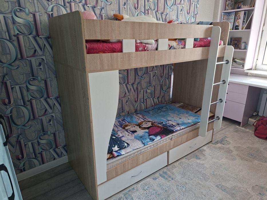 Кровать двухярусная