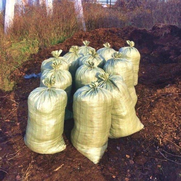 Доставка перегноя