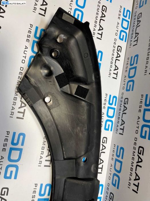 Capac Ornament Plastic Dreapta Tragher Trager Bara Spoiler Fata Audi TT 8N 1998 - 2006 Cod 8N0860442E