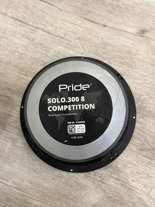 Продам колонки solo 300 8