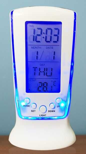 LED будилник със синя подсветка. Електронен календар. Термометър