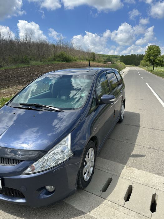 Mitsubishi grandis