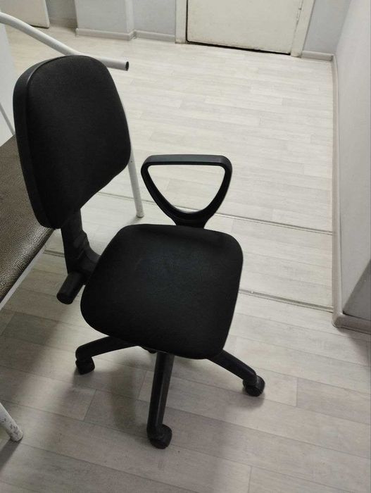 Продам офисное кресло, торг