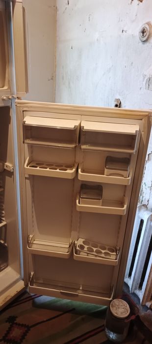 Продам холодильник