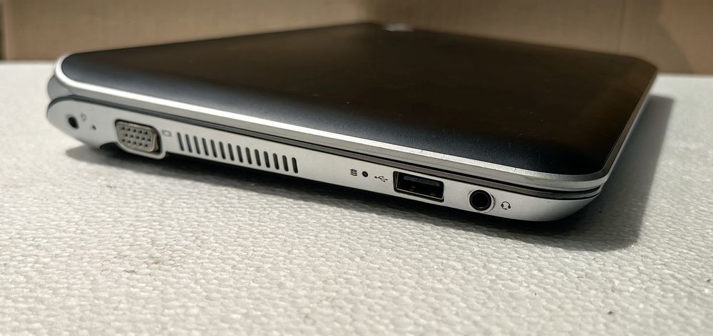 Laptop HP Mini 210-2070NR Asus Eee PC 1005 PEGO laptop