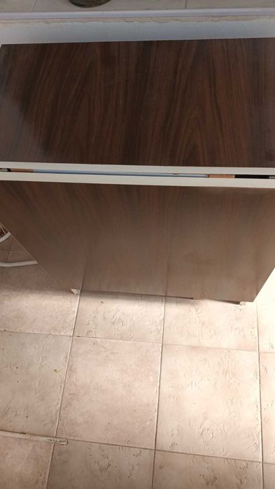 Маса за гости и помощ