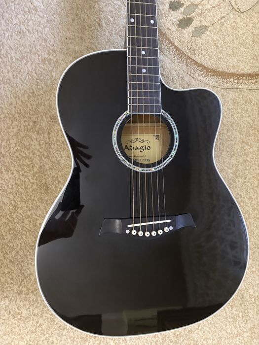 Гитара акустическая