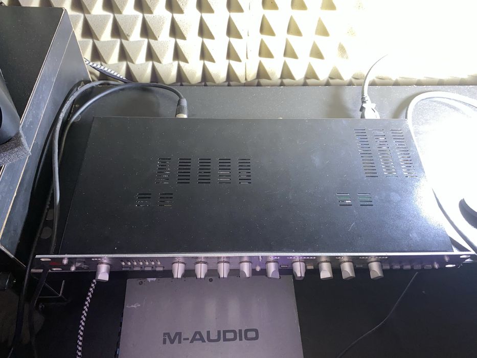 Dbx 376 микрофонный предуселитель