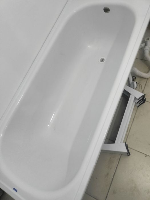 Продам ванну новую