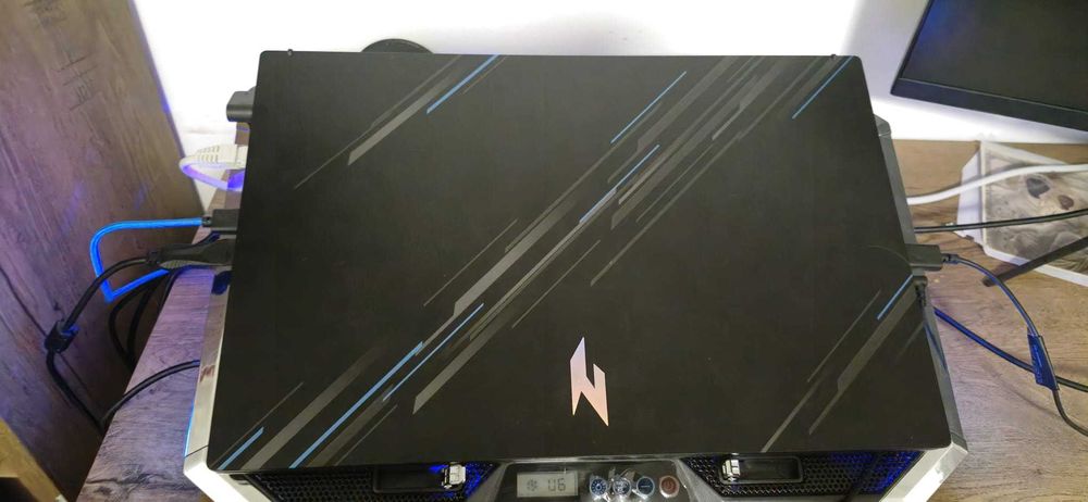 Laptop gaming anv 15-51 i9 13900h 16gb ram ddr5 rtx 4060 ssd Nvme 500 gb + cooler laptop inclus+garantie extinsa