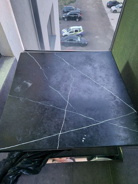 Masă de cafea din marmură masivă