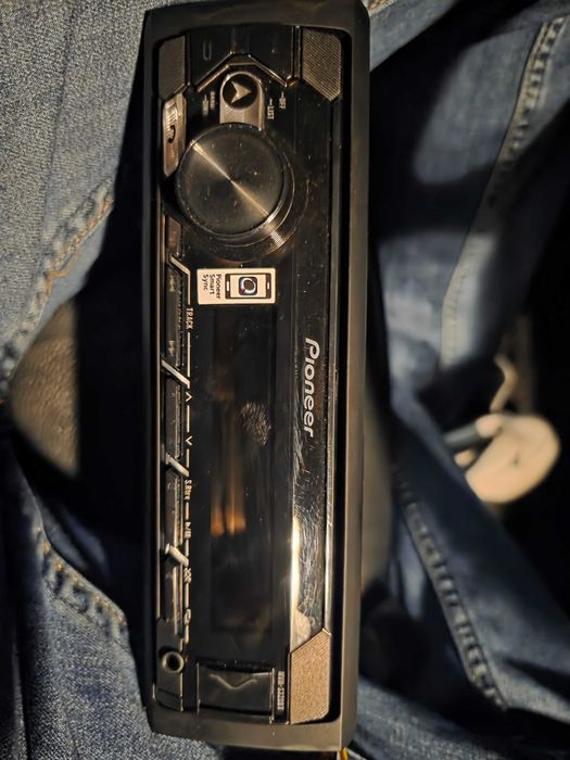 Pioneer MVH-S320BT
