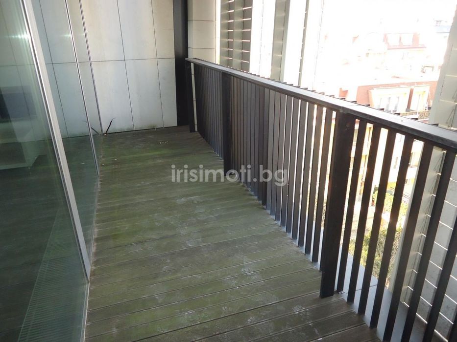 Продава се Двустаен апартамент в София, Изток - 70 кв.м за 4036 €/кв.м - Снимка #3