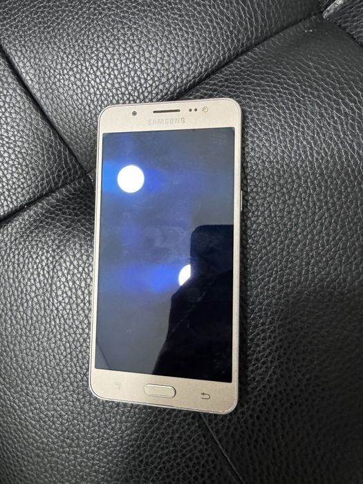 Продам телефон в отличном состоянии