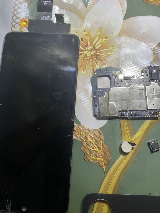 Телефон запчасть Poco C 65