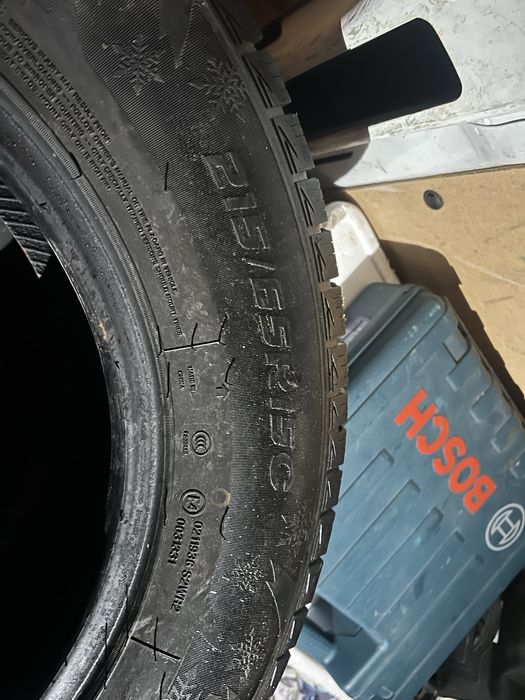 Caucicurii iarna 215/65/15 c