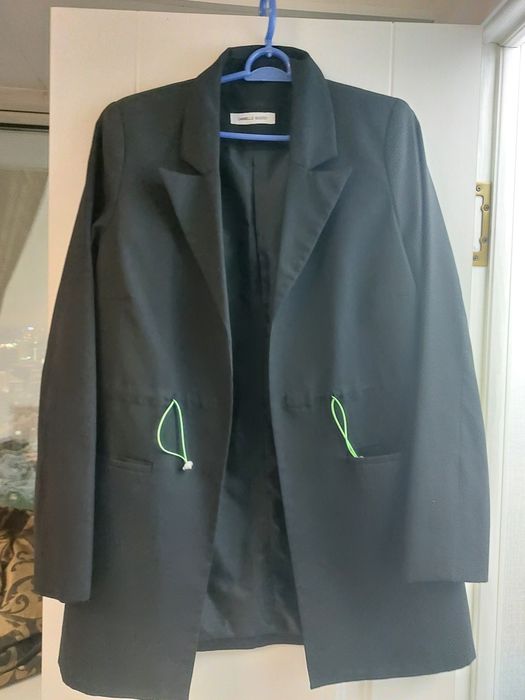 Продам пиджак черный