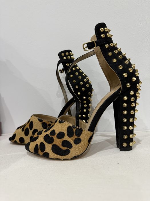 Токчета от естествена кожа