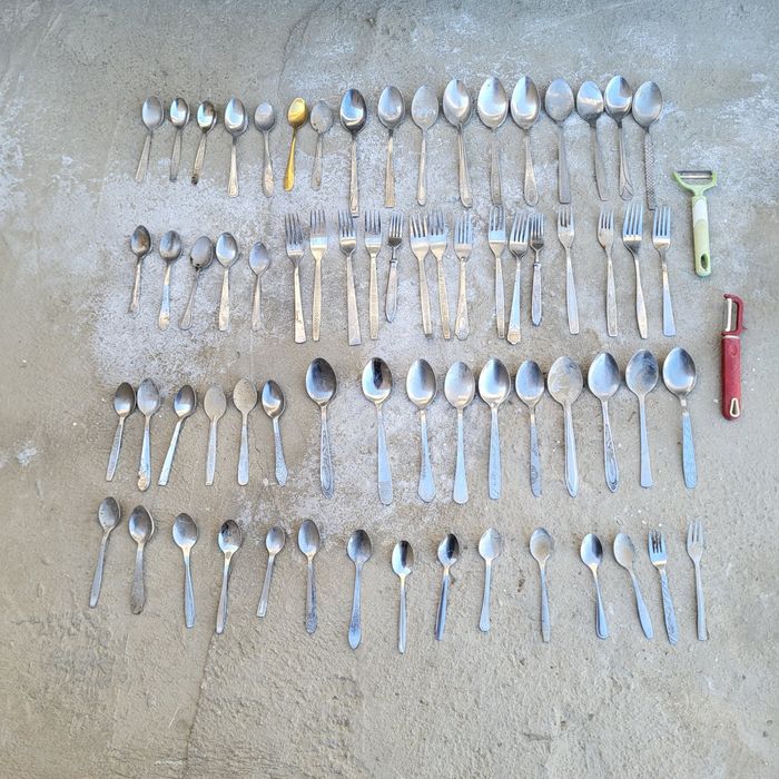 Лошка и вилка продаётся