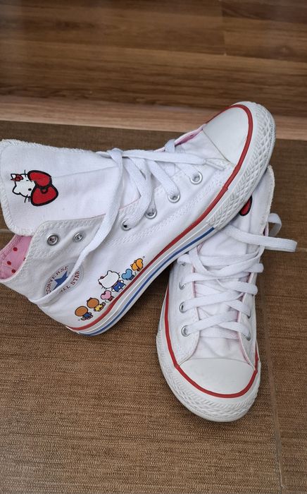 Tenesi fete Converse Hello Kitty