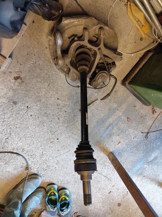 Задни полуоски BMW f10 520 d с главини