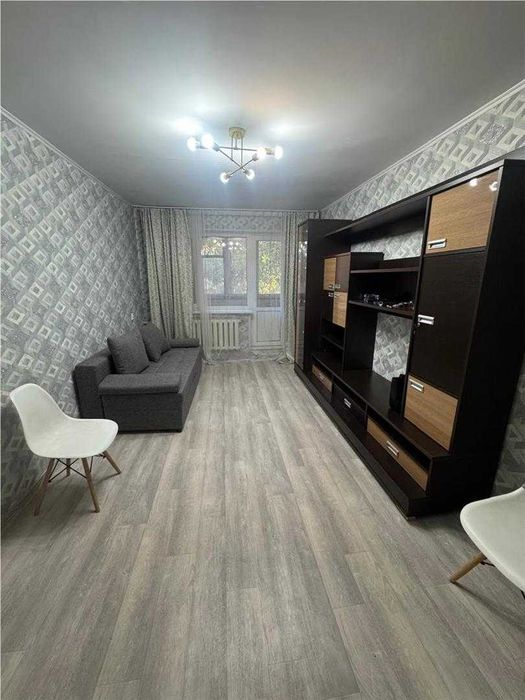 1-ком квартира, в 6 микрорайоне.