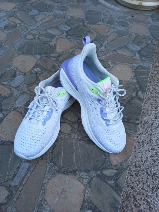 Спортни обувки,маратонки