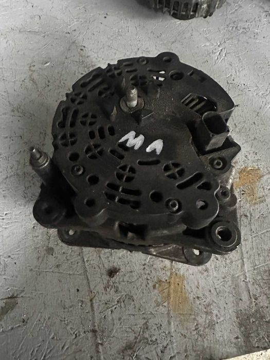 Alternator BMW N47 N47D20A N47D20B N47D20C Bosch 0121715142