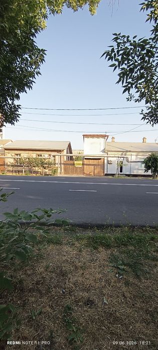 Два Дома У парка им. Фуркат 7 соток. Отличное место для строительство.