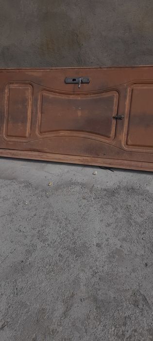 Продается железный дверь хорошем состоянии