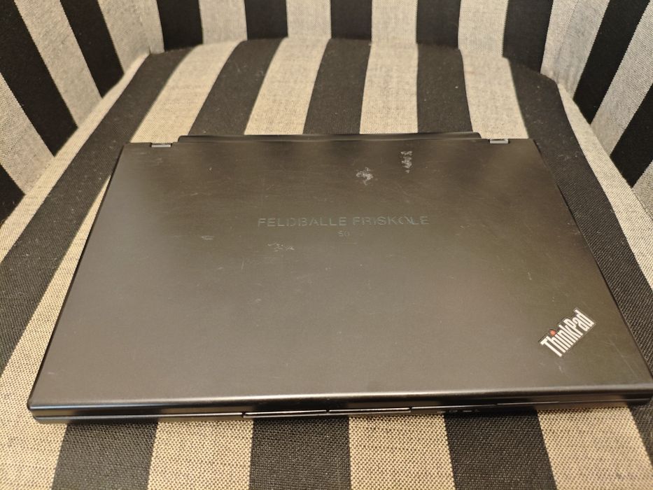 Laptop Lenovo cu jocurile copilariei