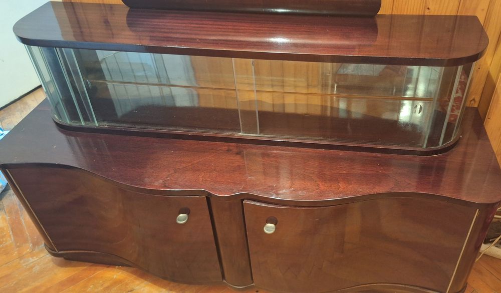 Comoda vintage cu oglinda