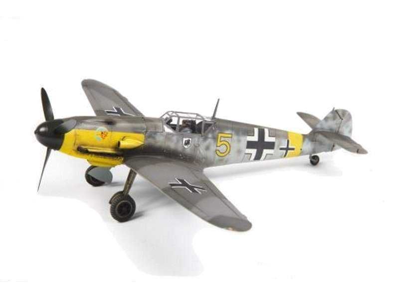 Сборная модель самолета Мессершмитт Bf 109 G-2 (Hobby Boss, 1/48)