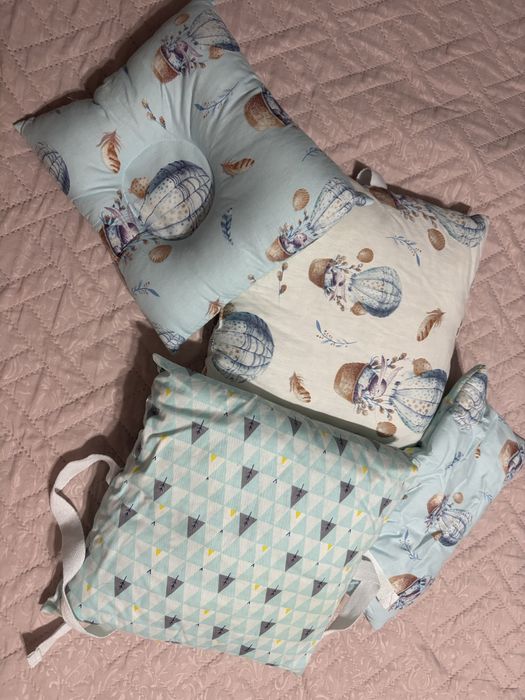 Продаю бортики на детскую кроватку