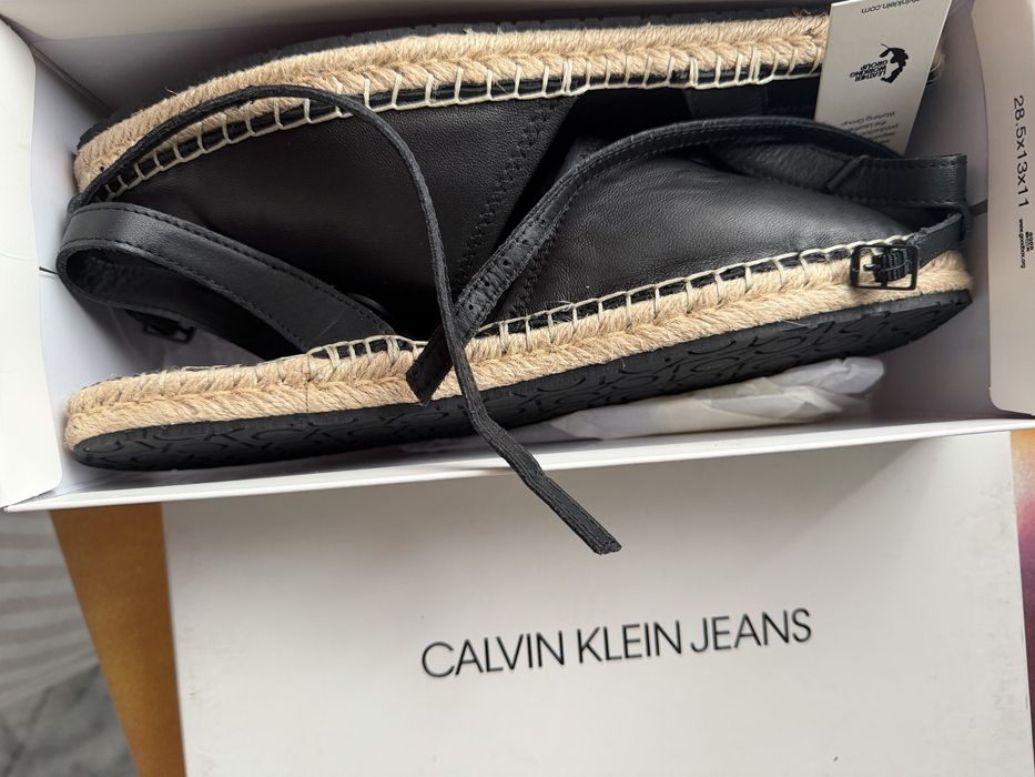 Дамски еспадрили кожени