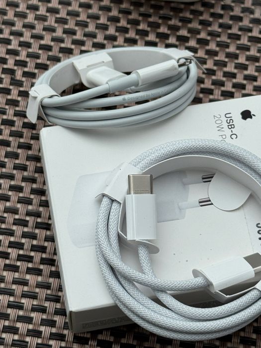 ОРИГИНАЛНИ! Зарядни за iPhone / Apple Watch iwatch Адаптер кабел 20W