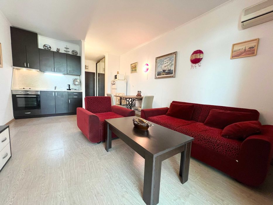 Продава се Двустаен апартамент в к.к. Слънчев бряг - 83 кв.м за 1073 €/кв.м - Снимка #2