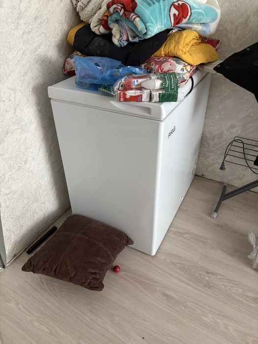 Продам морозилник