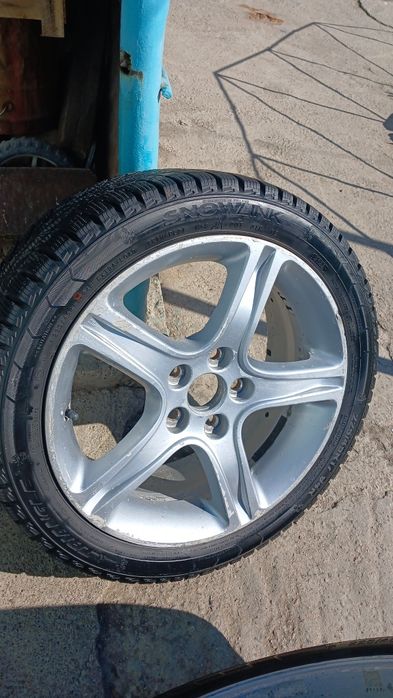 Диски тойота оригинальные. без резины