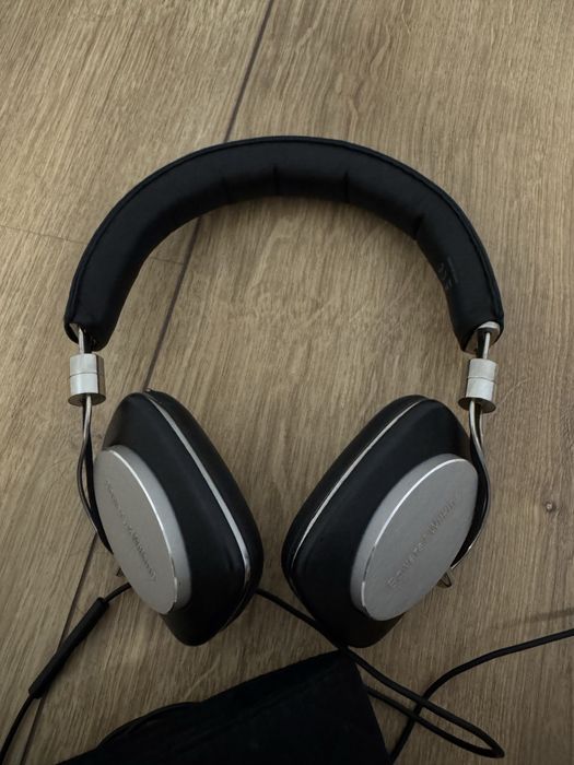 Casti Bowers & Wilkins P7