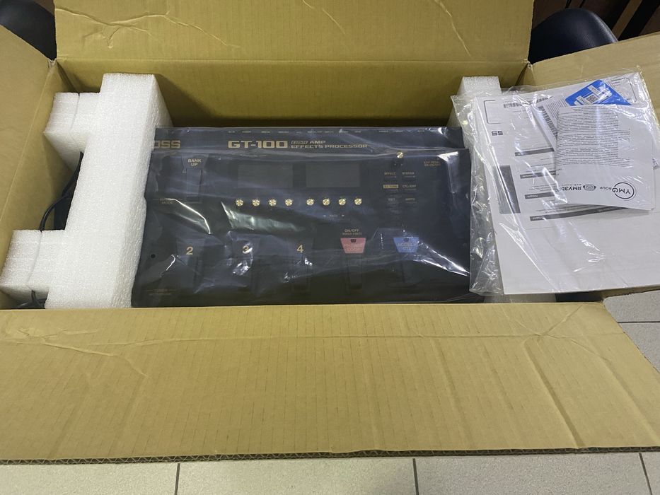 Гитарный процессор Boss GT-100