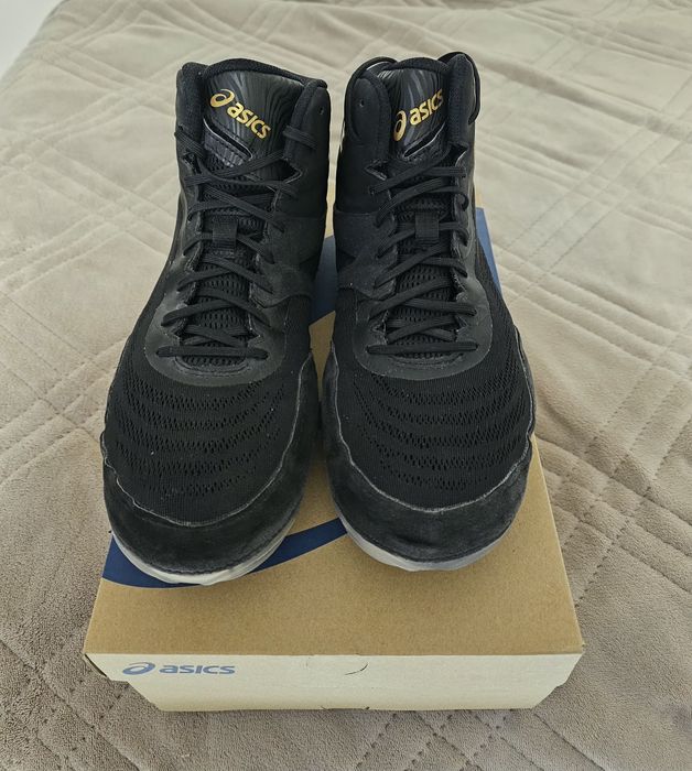 Asics борчески обувки