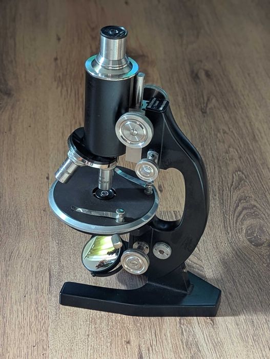 Microscop laborator Wetzlar Made in Germany