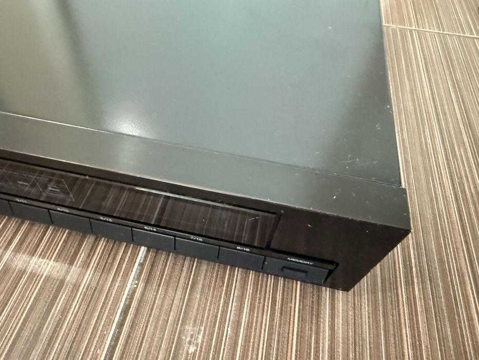 Akai AT-52L Тунер