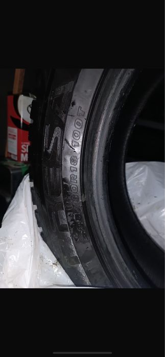 Продам шины не дорого.