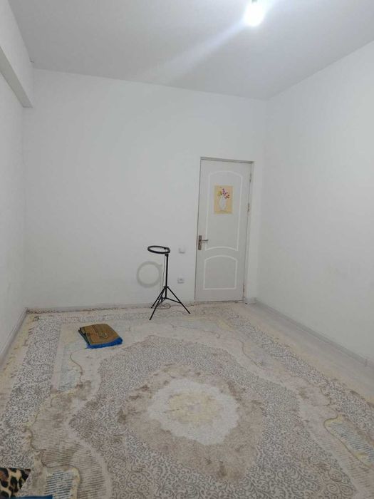 Квартира сотилади срочна