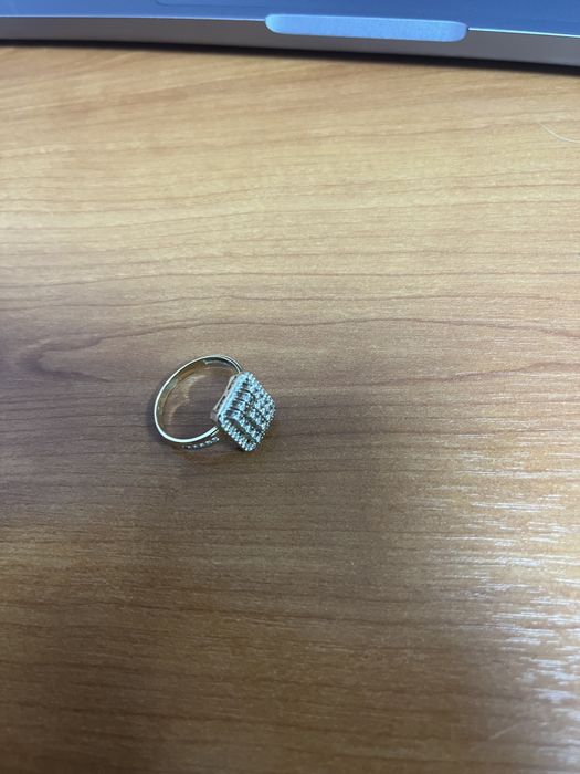 Кольцо золотое 585