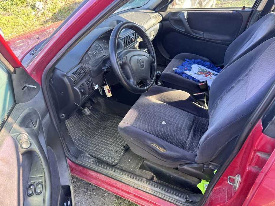 Опел Астра ф 1.6и 16в 101кс 1997г На Части