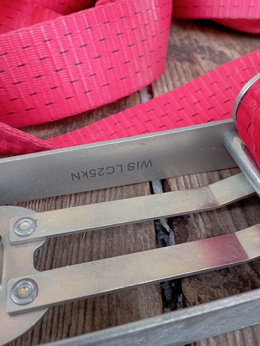 Колани за стягане