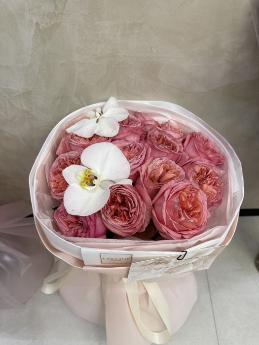 Цветы живые с переноской